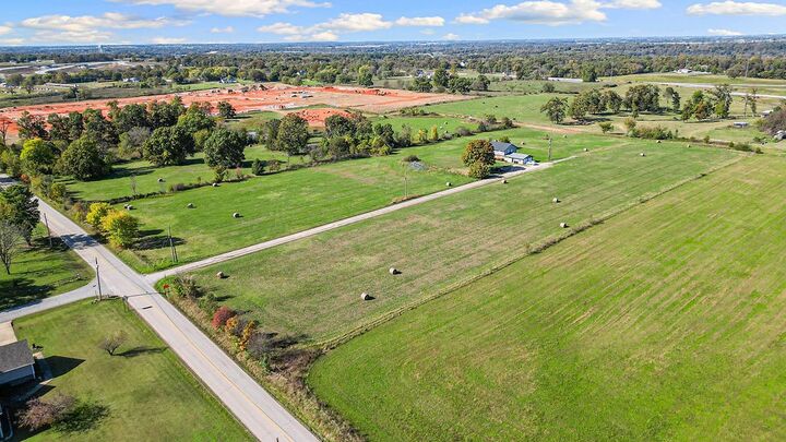 Property Photo:  3870 Als Drive  AR 72762