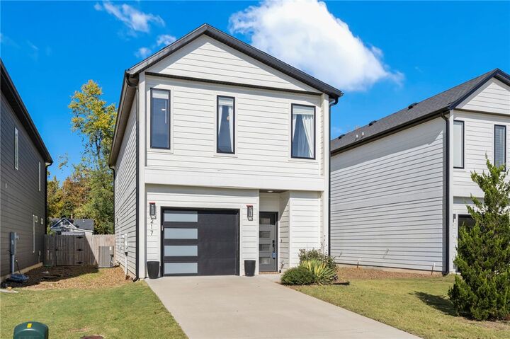 Property Photo: 217 W Birch Street AR 72756