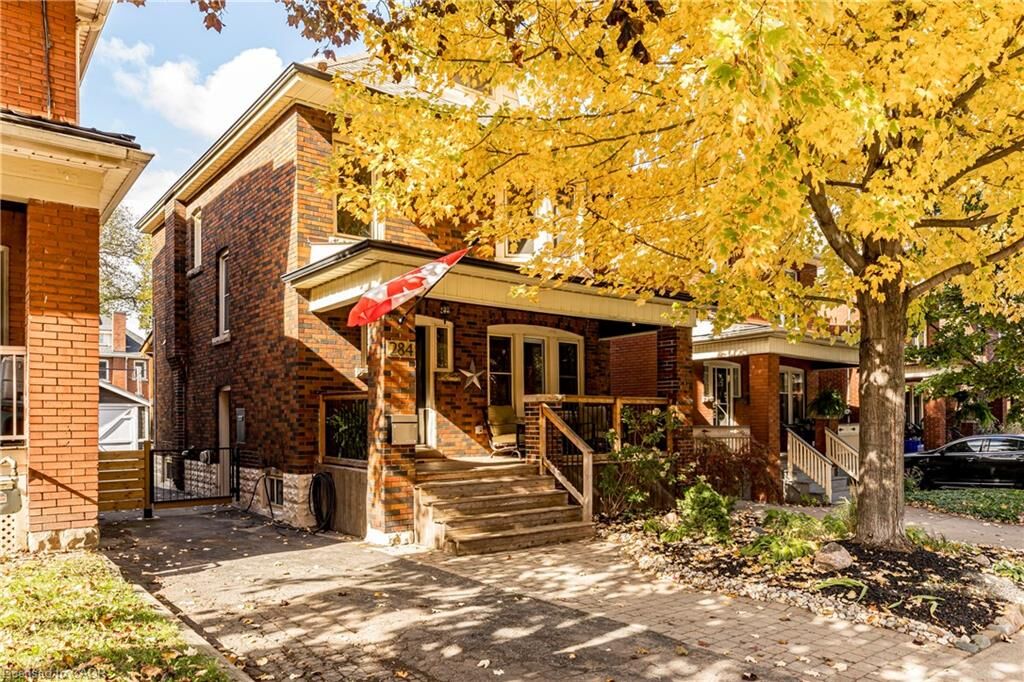 Property Photo:  284 Houghton Avenue S  ON L8K 2N3