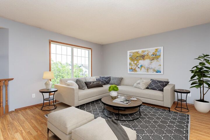 Photo de la propriété:  2 Harrigan Street  AB T4S 1W6 