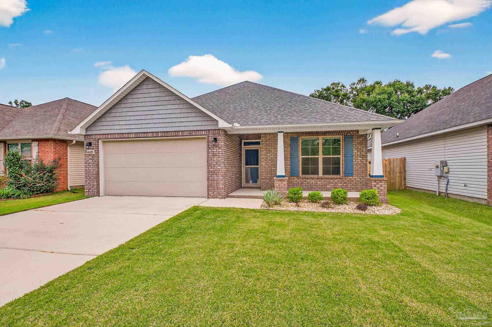 Property Photo: 10689 Trailblazer Way FL 32506