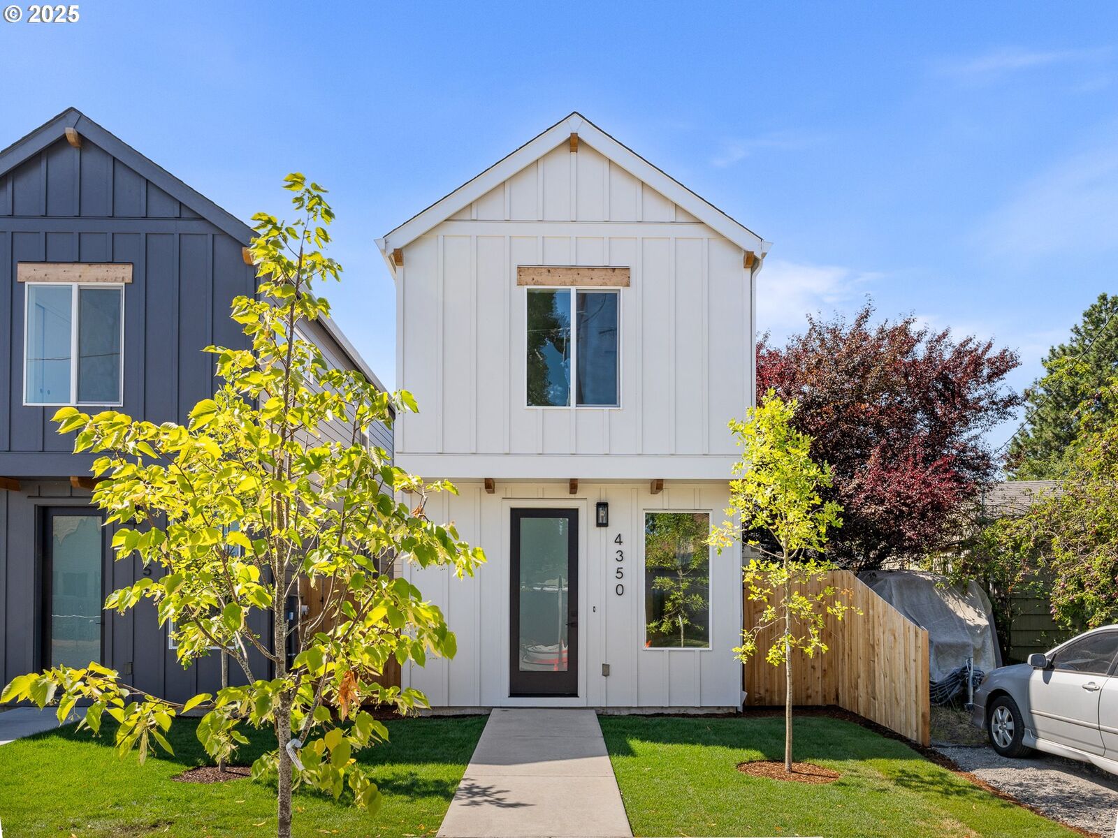 Property Photo: 4350 NE Going St OR 97218