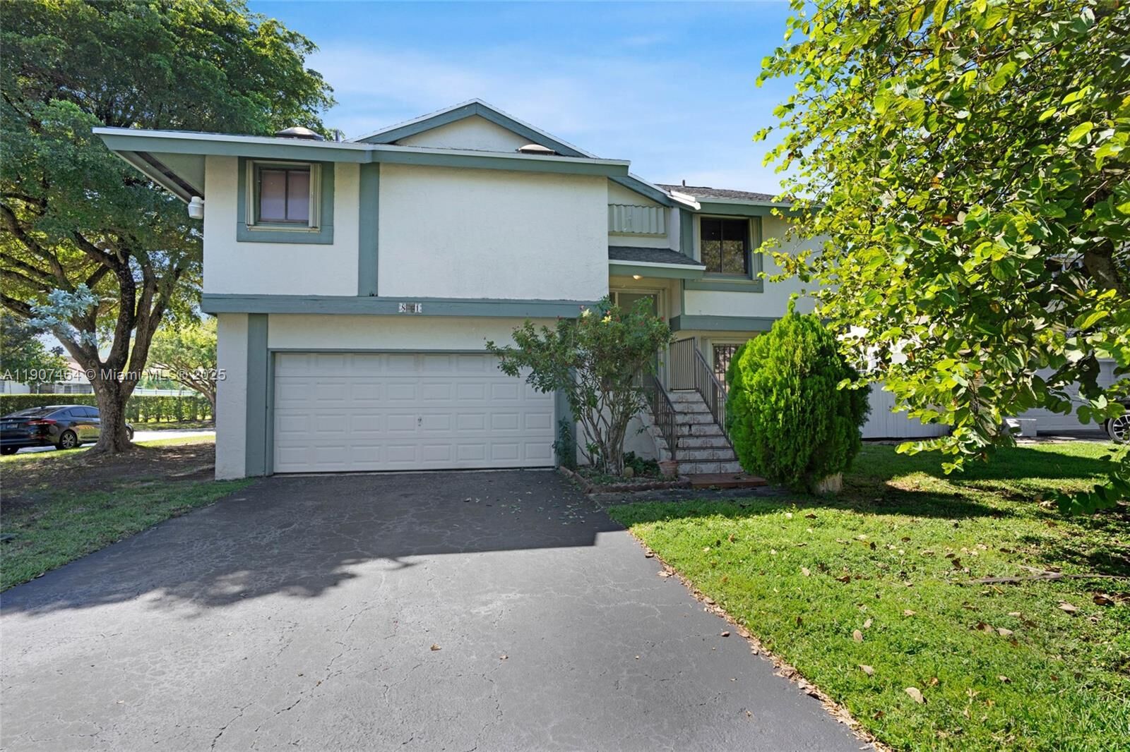 Property Photo:  8531 Franjo Rd  FL 33189