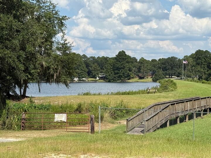 Property Photo: 800 Westshore GA 31773