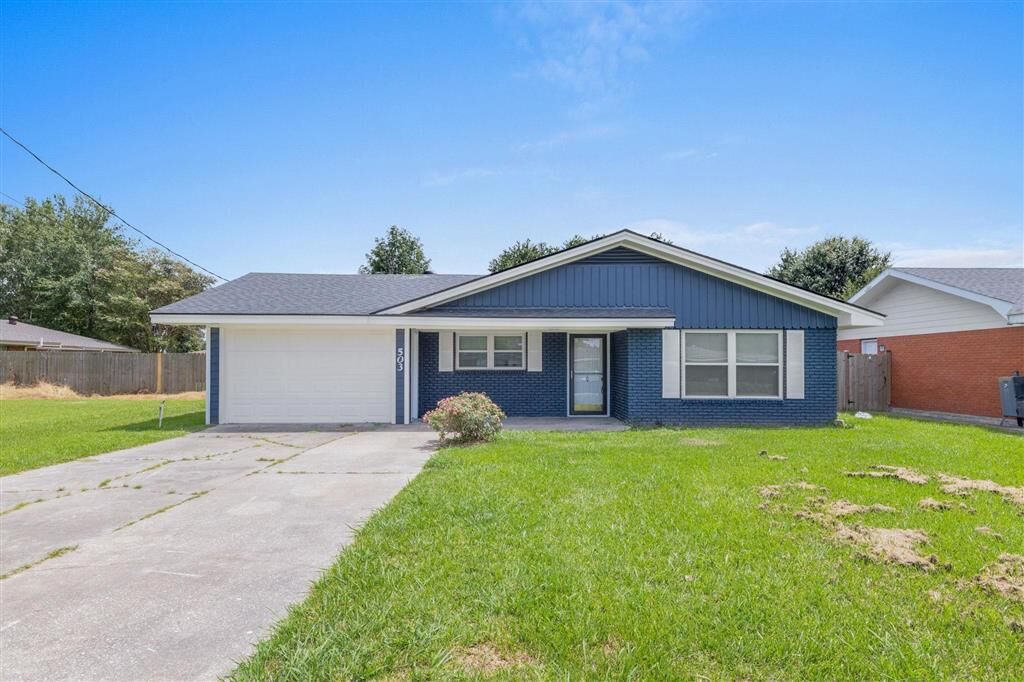 Property Photo: 503 Hickok Street LA 70663