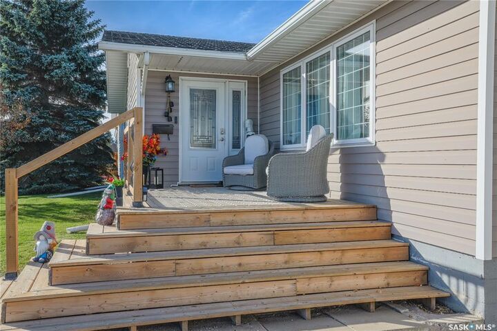 Property Photo:  502 Main Street  SK S0L 0P0 