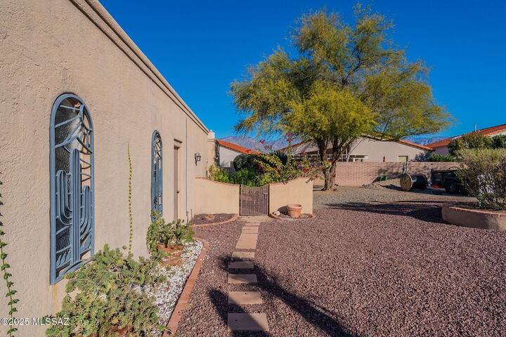 Property Photo: 7227 E Camino Valle Verde AZ 85715