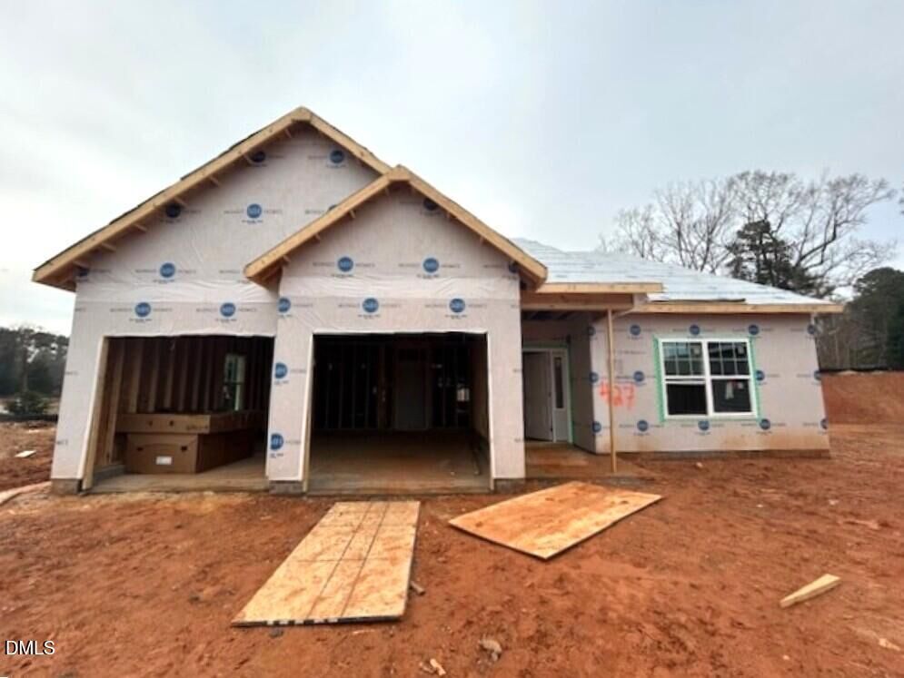 Property Photo: 12 Bee Balm Court NC 27596