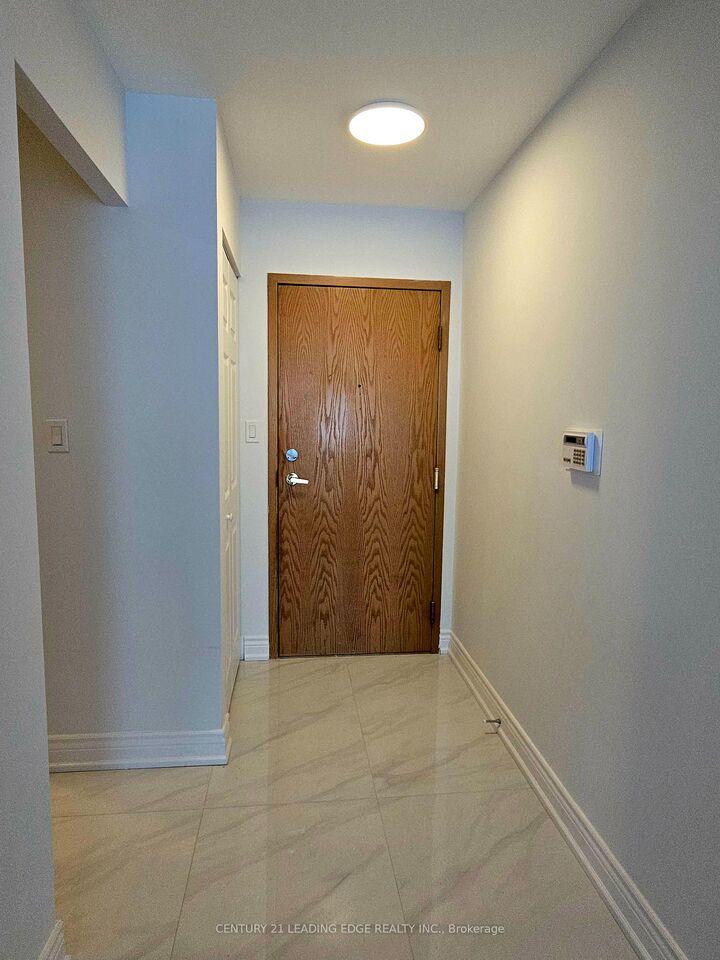 Photo de la propriété:  88 Corporate Drive 1107  ON M1H 3G6 