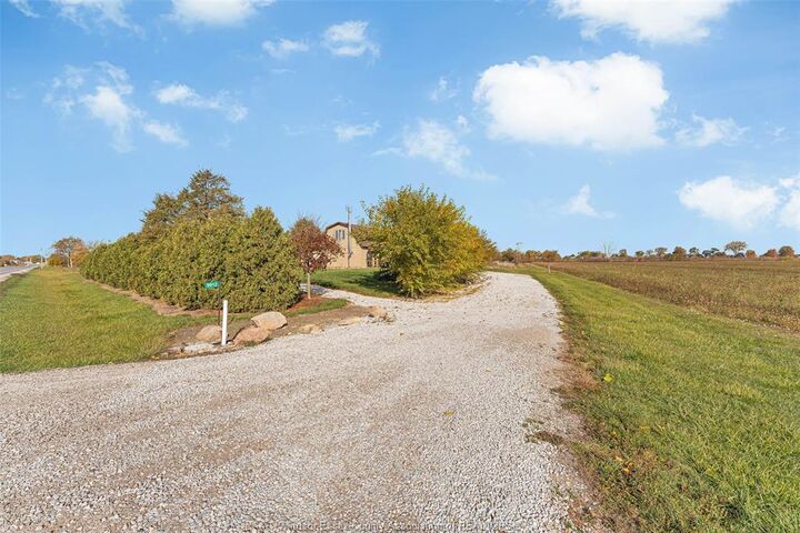 Property Photo:  9912 Tecumseh  ON N0R 1N0 