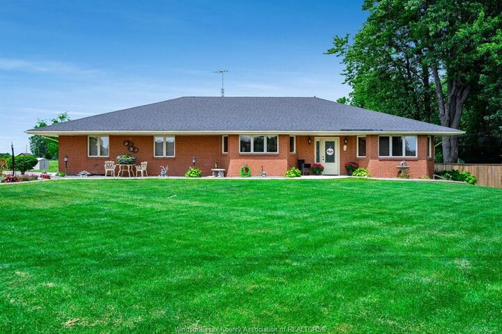 1462 County Rd 22  Lakeshore ON N8L 0H9 photo