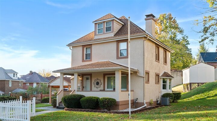 Property Photo: 33 Park Place W PA 15059