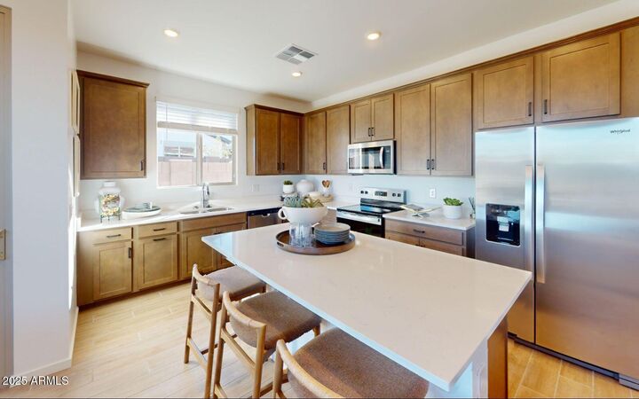 Property Photo:  484 W Fremont Pass  AZ 85120 