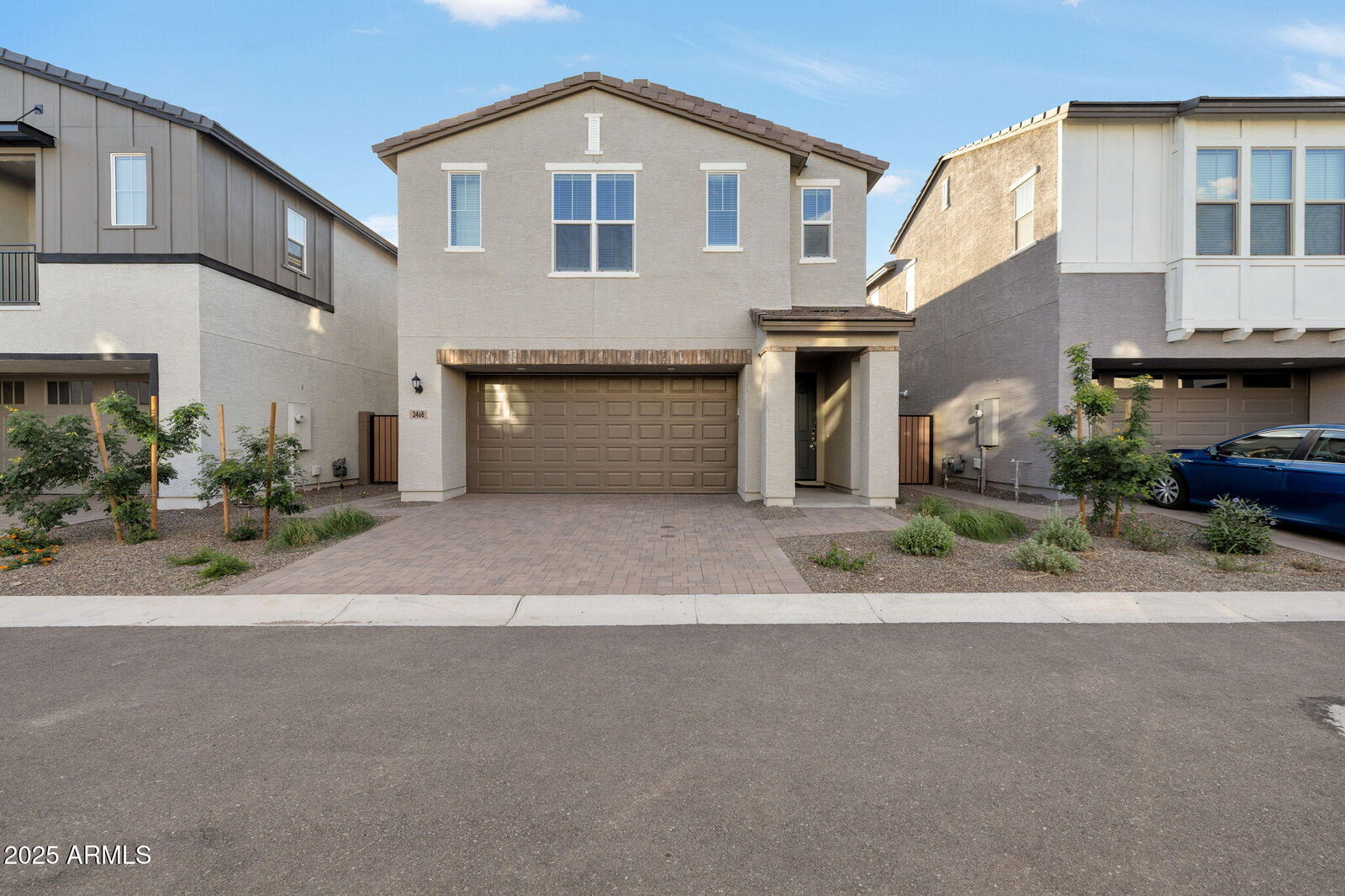 Property Photo:  2468 W Rowel Road  AZ 85085 