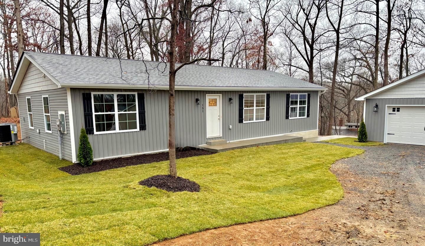 Property Photo:  151 Scarlet Oak Drive  WV 25425 