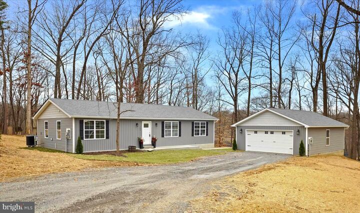 151 Scarlet Oak Drive  Harpers Ferry WV 25425 photo