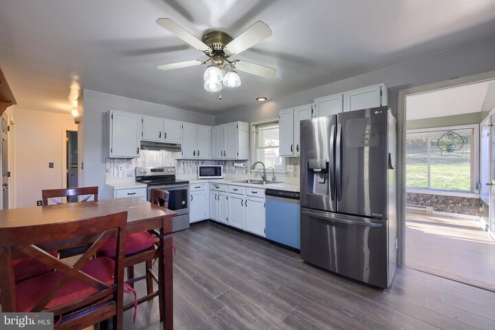 Property Photo: 520 Pitney Road PA 17512