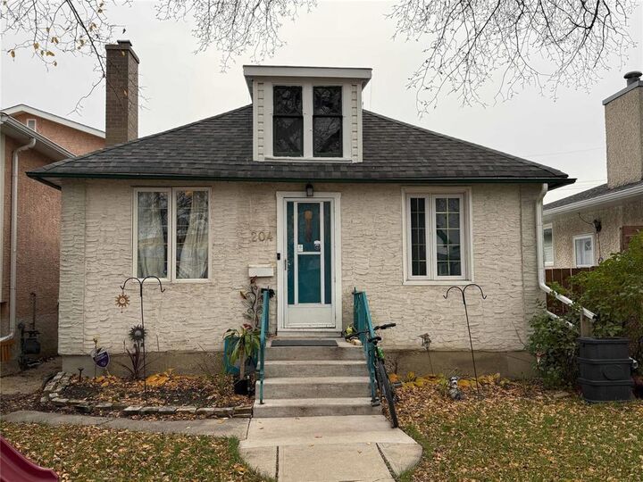 204 Collegiate Street  Winnipeg MB R3J 1V1 photo