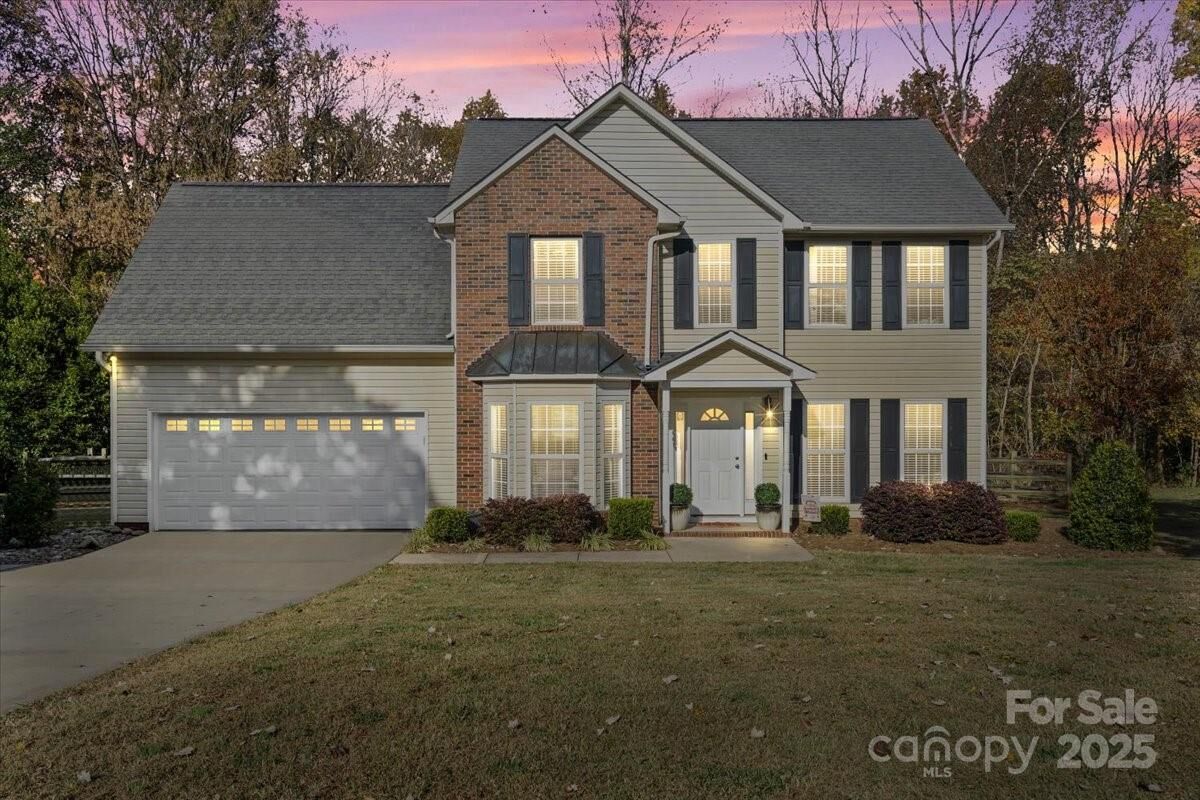 Property Photo: 2016 Shadwell Court NC 28056