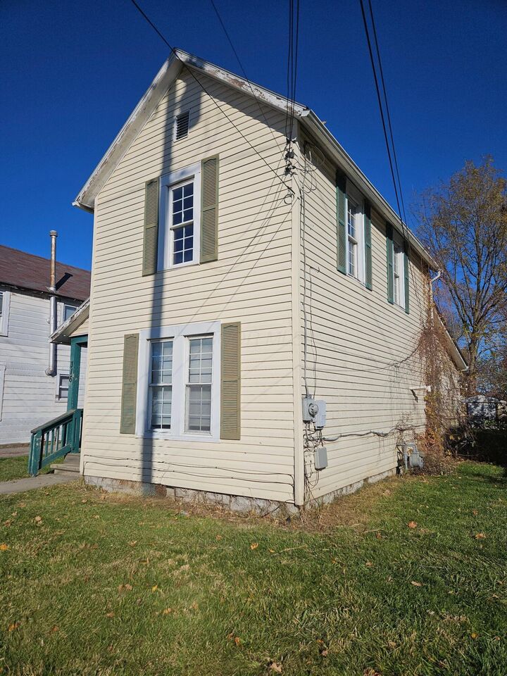Property Photo: 316 Patten Street OH 43302