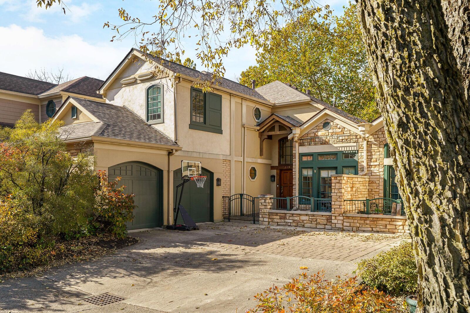 Property Photo:  419 Westland Avenue  OH 43209 