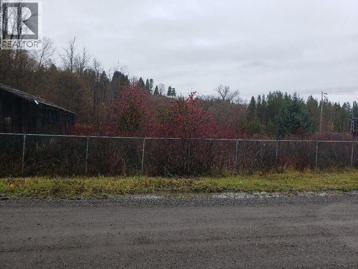 Property Photo:  5104 Park Avenue  BC V8G 1X1 