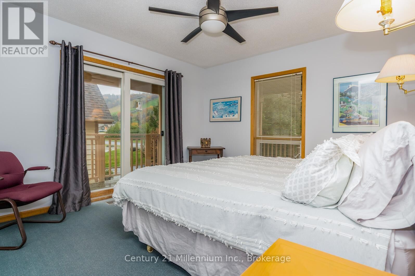 Photo de la propriété: 130 Pioneer Lane ON L9Y 0M7