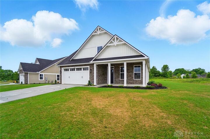 Property Photo: 1505 Kingsgate OH 45502