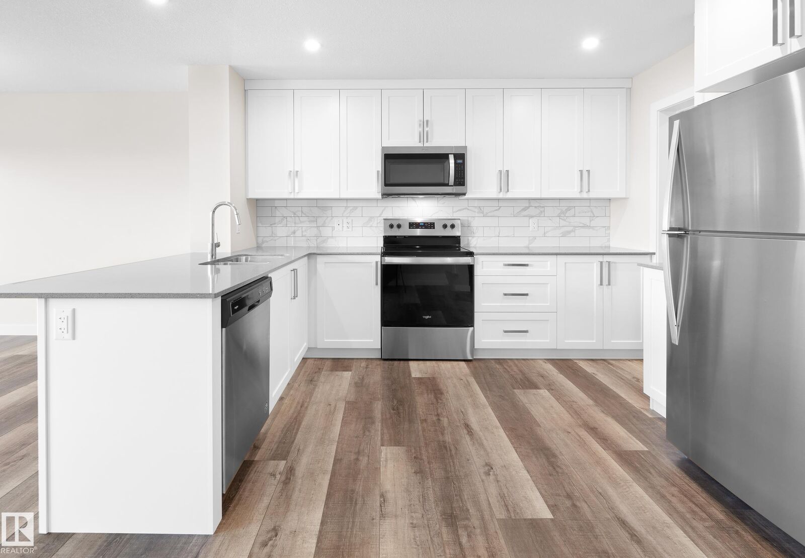 Property Photo: 752 Berg Loop AB T9E 1G8