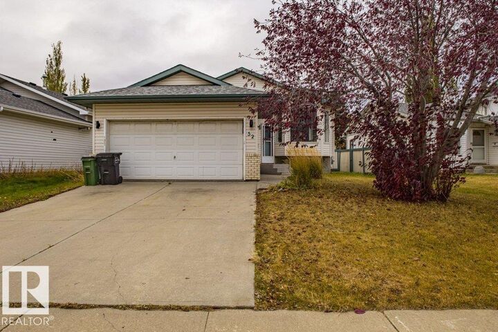 52 Jefferson Rd NW  Edmonton AB T6L 6R9 photo