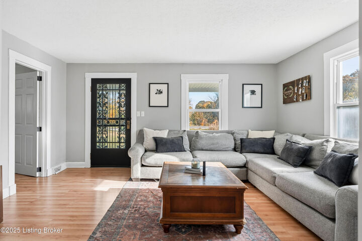 Property Photo: 11048 Frankfort Rd KY 40076