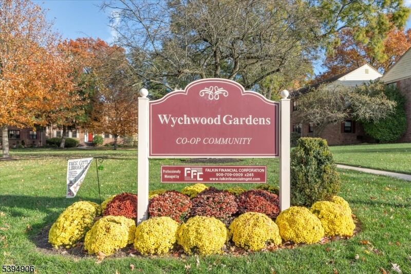 Property Photo: 58 Sandra Circle 1 NJ 07090