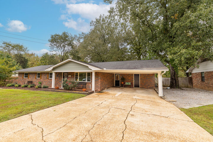 Property Photo:  711 Cypress Rd  MS 39759 