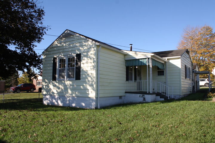 Property Photo: 111 Meador Ln WV 25918