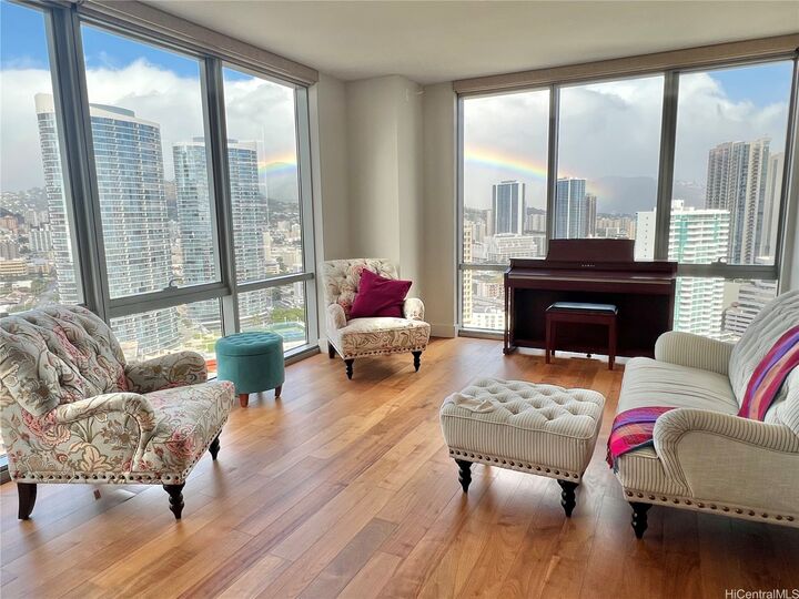 1189 Waimanu Street 280528  Honolulu HI 96814 photo