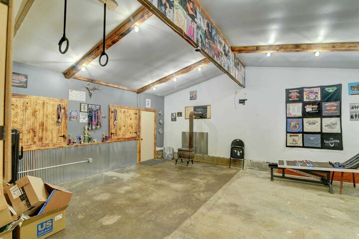 Property Photo: 3245 260th Avenue IA 51301