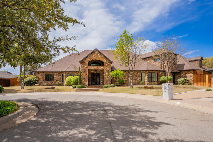 15 Whisperwood Circle  Lubbock TX 79416 photo