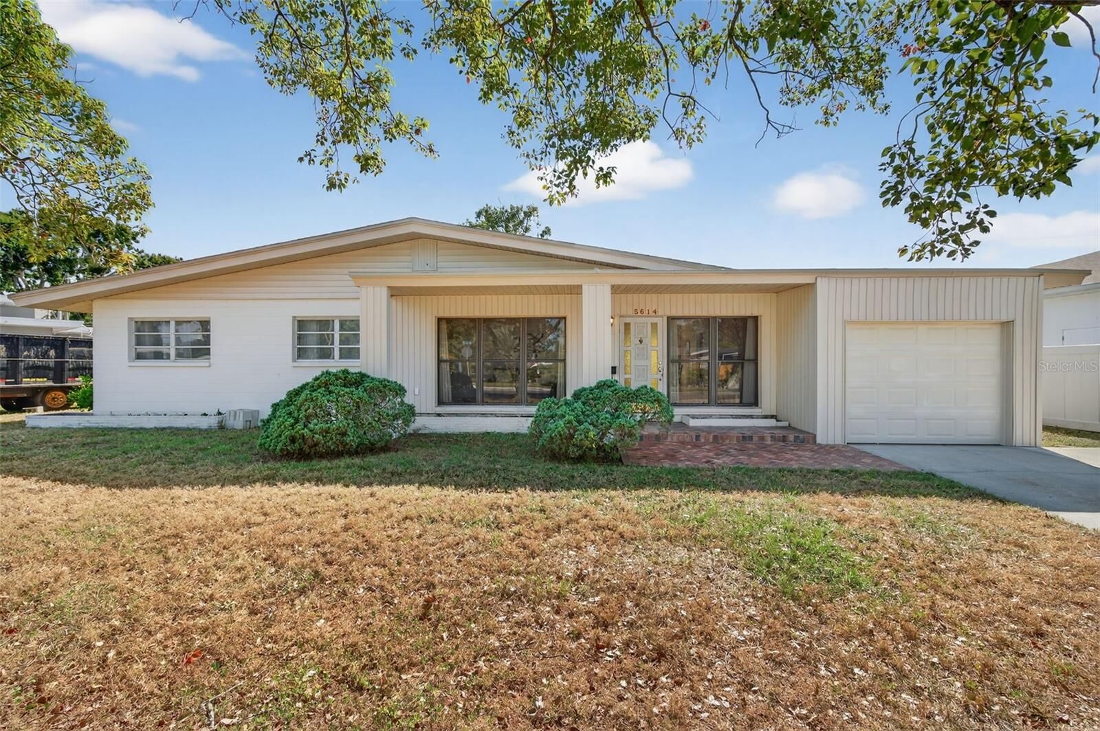 Property Photo:  5614 36th Avenue N  FL 33710 