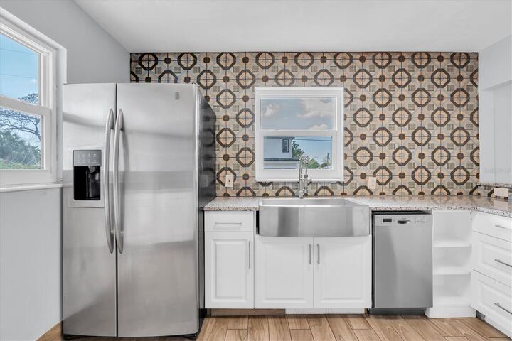 Property Photo:  1101 A 28th Street N  FL 33713 