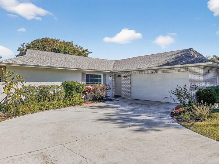 Property Photo: 3729 Capetown Drive FL 32817