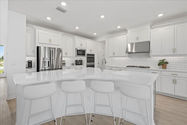 Property Photo: 4423 Pond Brook Court FL 34211