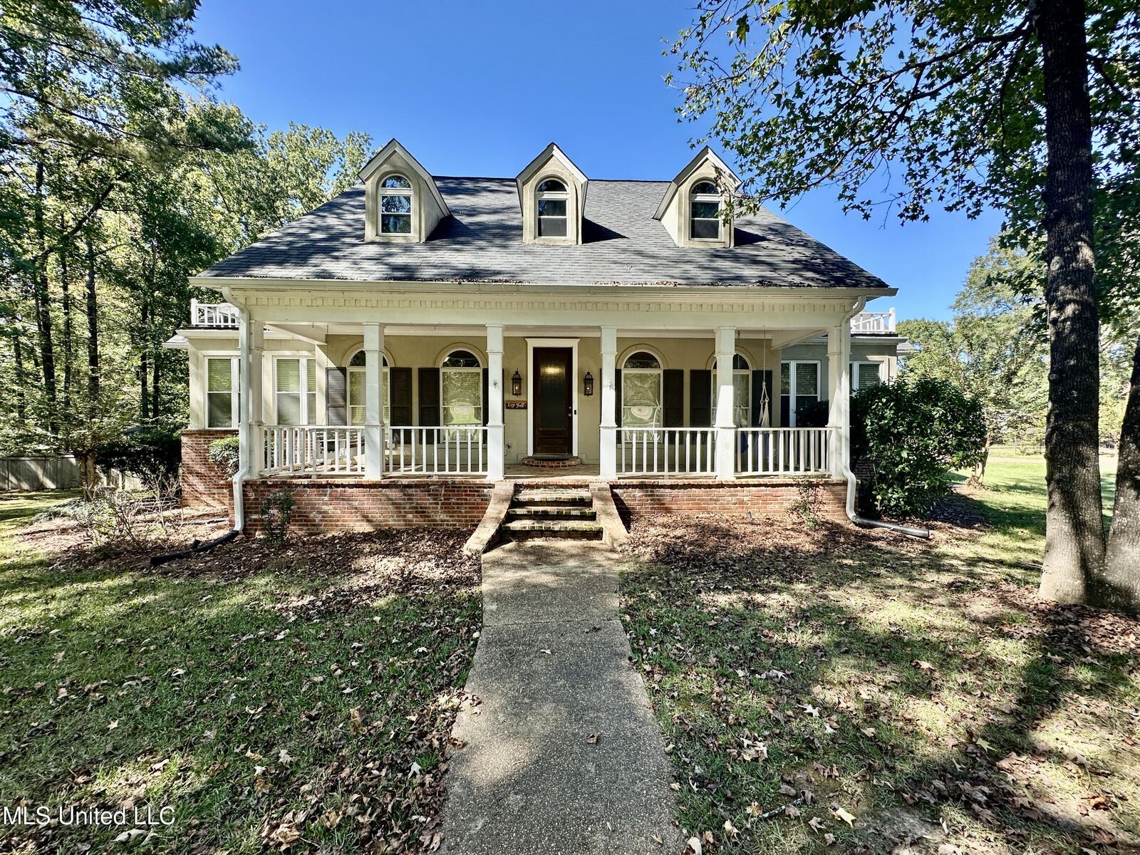 Property Photo: 9 Charleston Avenue MS 39056
