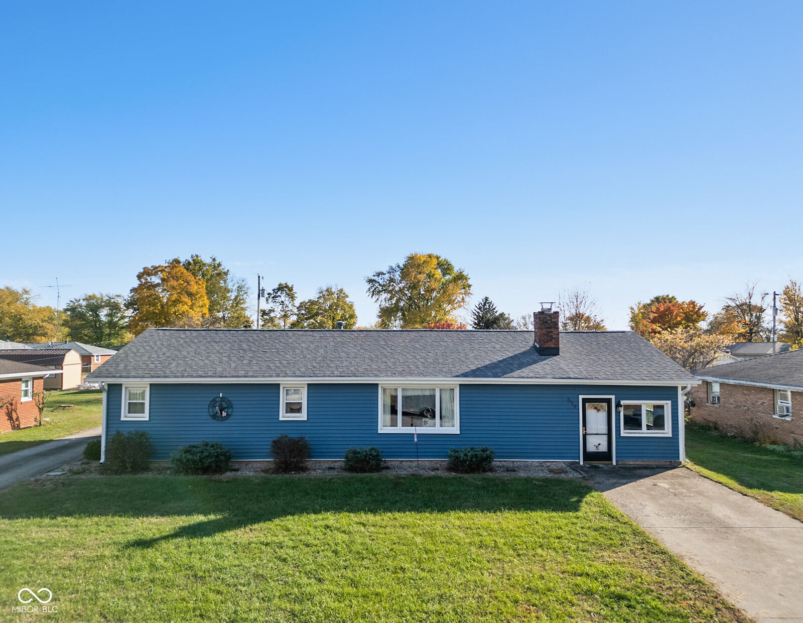 Property Photo: 619 Falcon Drive IN 47201