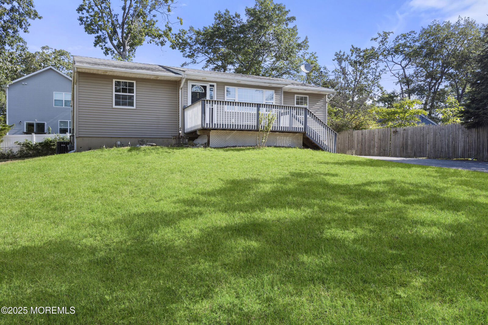 Property Photo:  822 Tappan Street  NJ 08731 