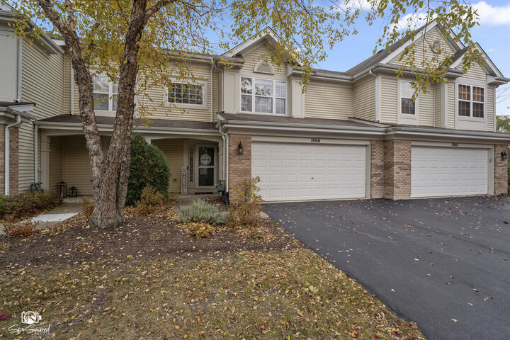 Property Photo:  1866 Waverly Way  IL 60538 