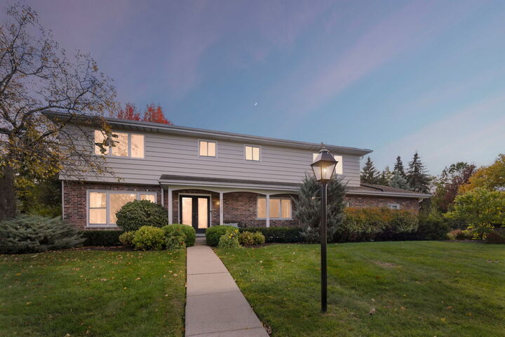 Property Photo:  2775 Salceda Drive  IL 60062 