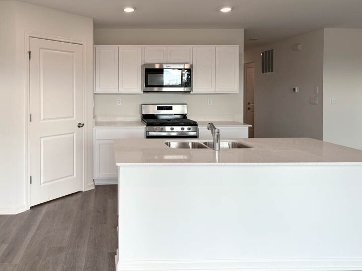 Property Photo: 2276 Elderberry Court IL 60097