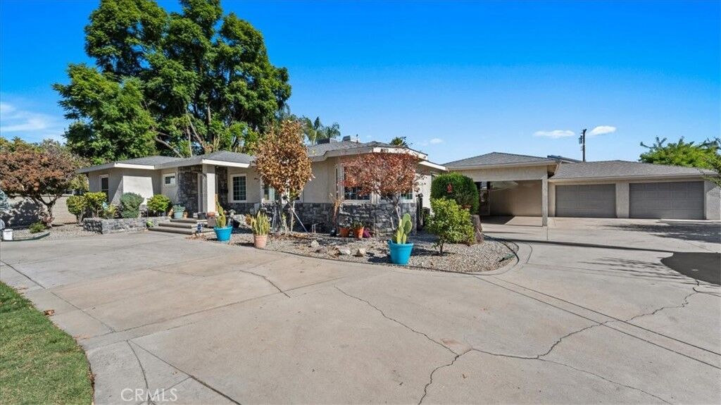 Property Photo:  2681 Valencia Avenue  CA 92404 