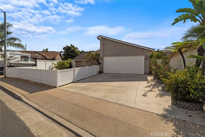 Property Photo:  10092 Dana Drive  CA 92646 