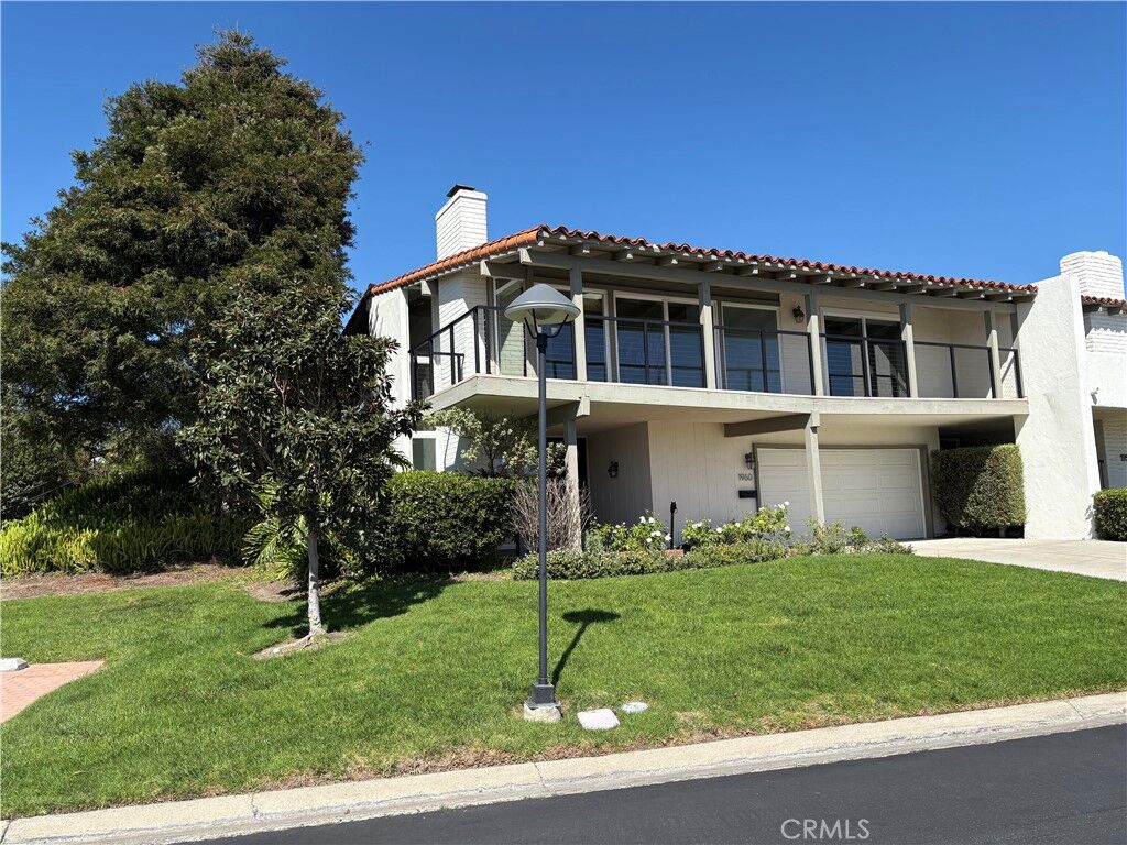 Property Photo:  1960 Vista Caudal  CA 92660 